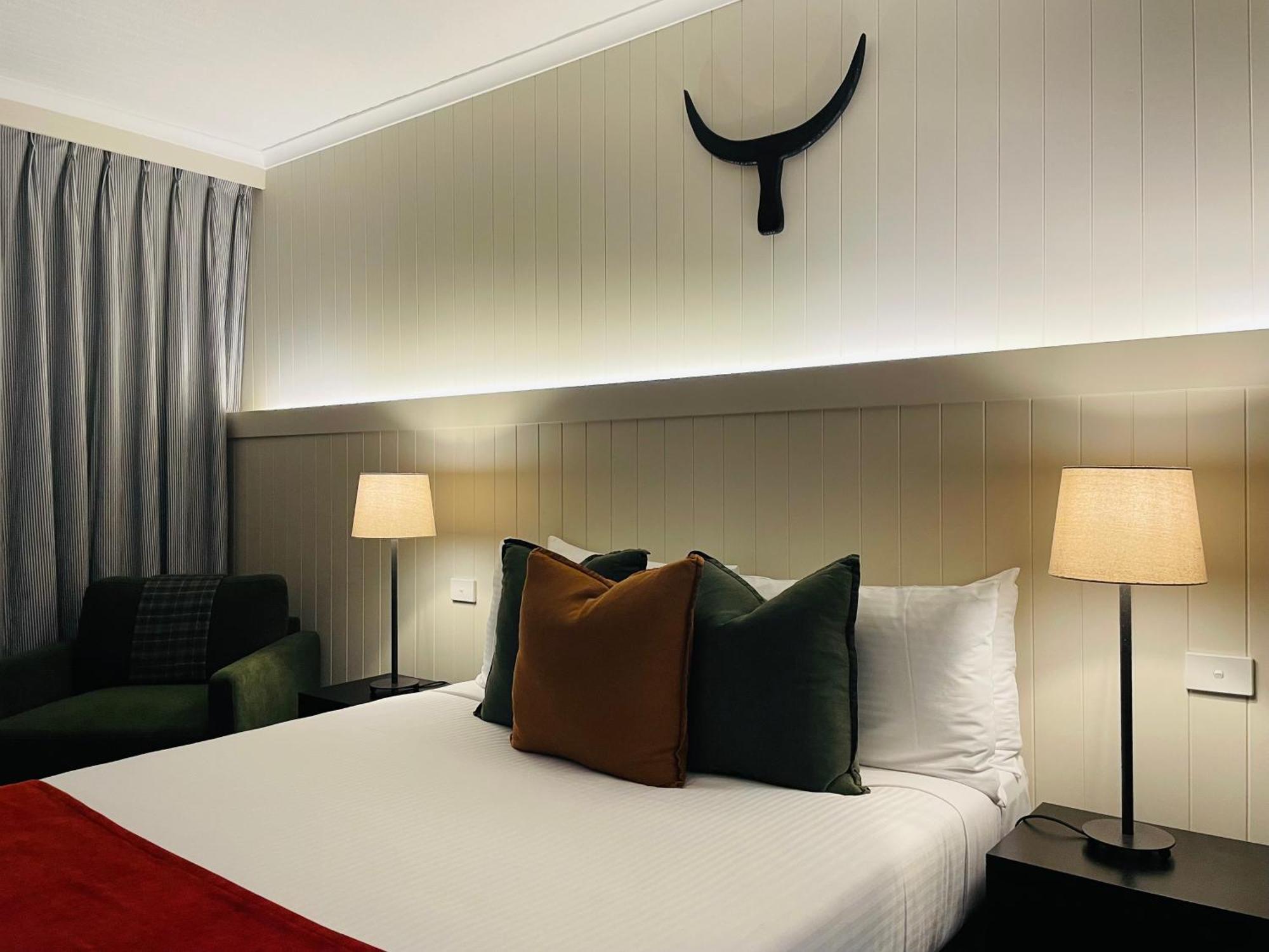 The Black Bull Motel Traralgon Extérieur photo