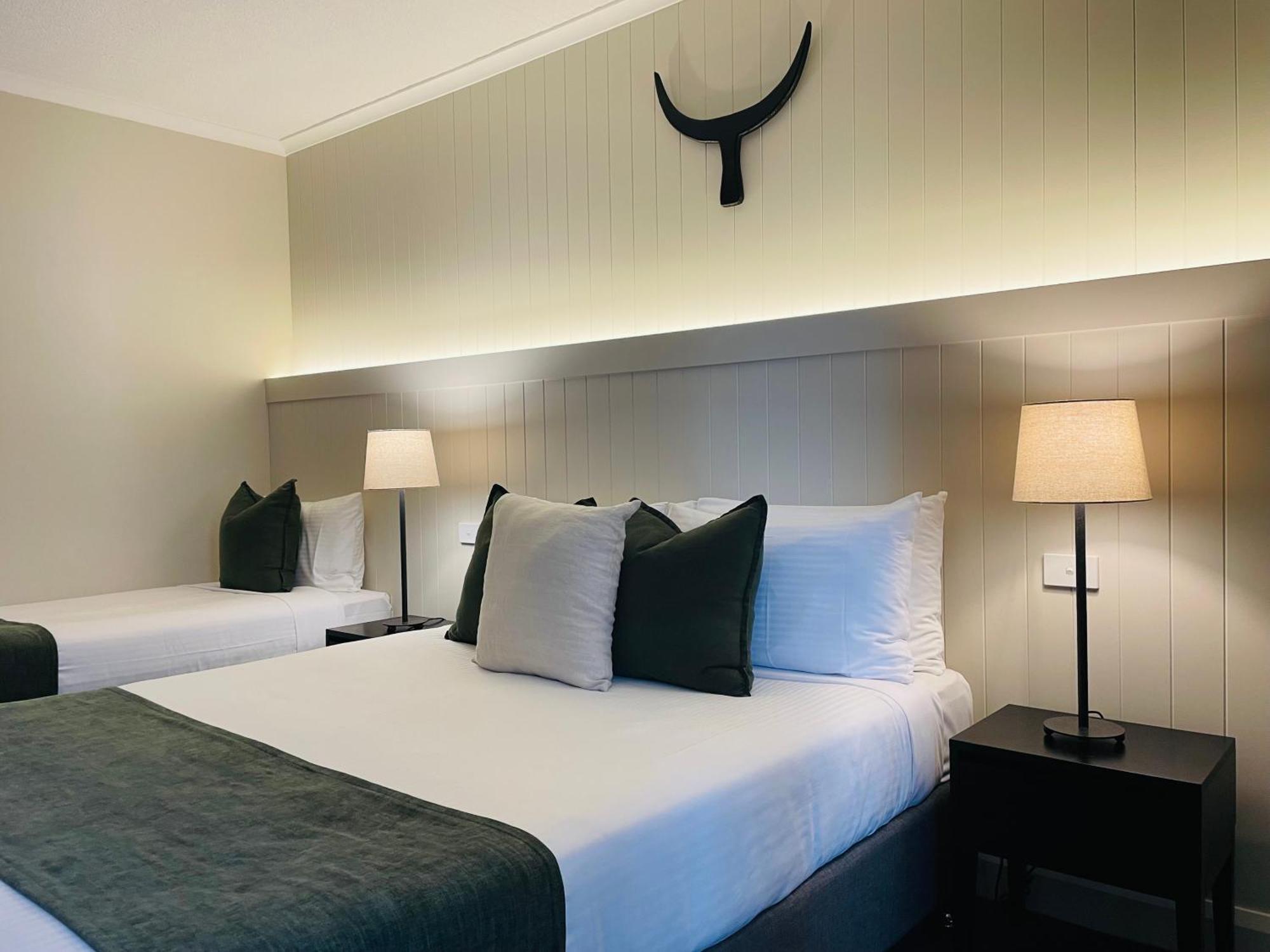 The Black Bull Motel Traralgon Extérieur photo