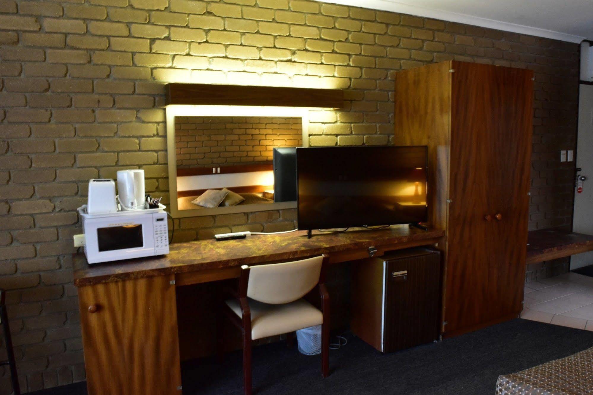The Black Bull Motel Traralgon Extérieur photo