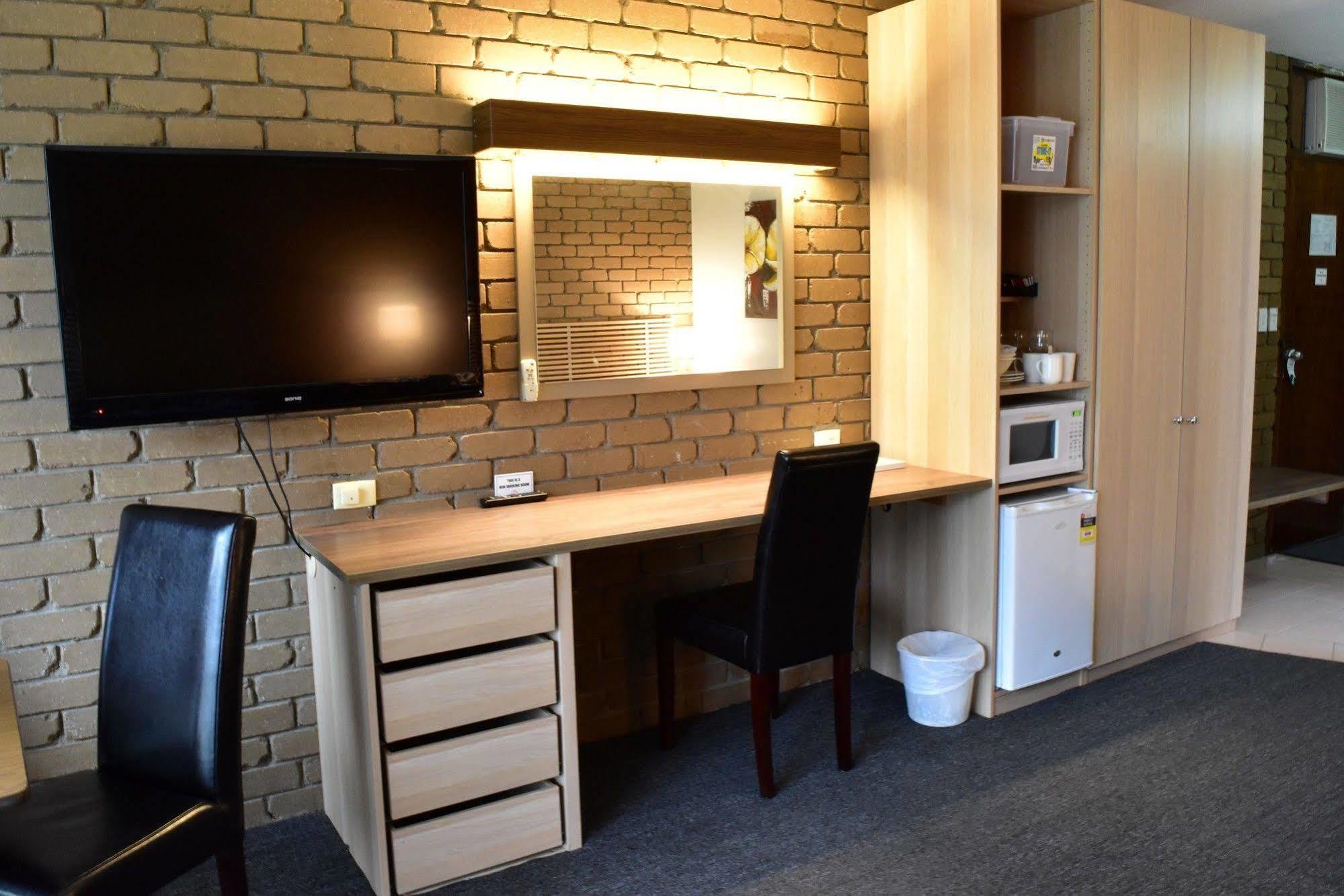 The Black Bull Motel Traralgon Extérieur photo